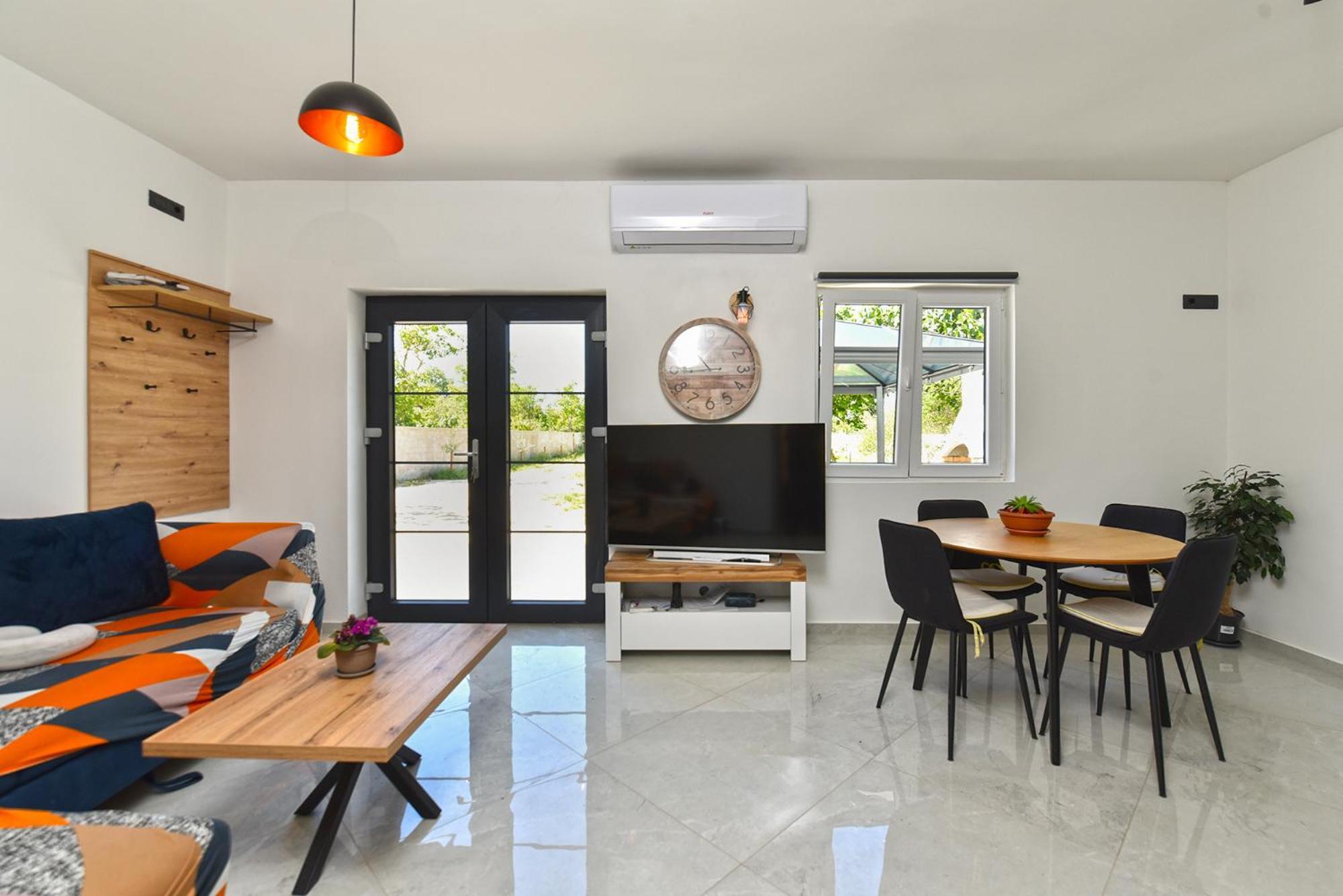 House 2387 Pula